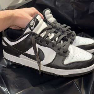 Nike Black and White Low-Top Dunks Sneakers (Pandas) *Unworn*